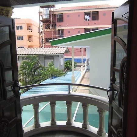 Aa Guesthouse Pattaya Exterior foto
