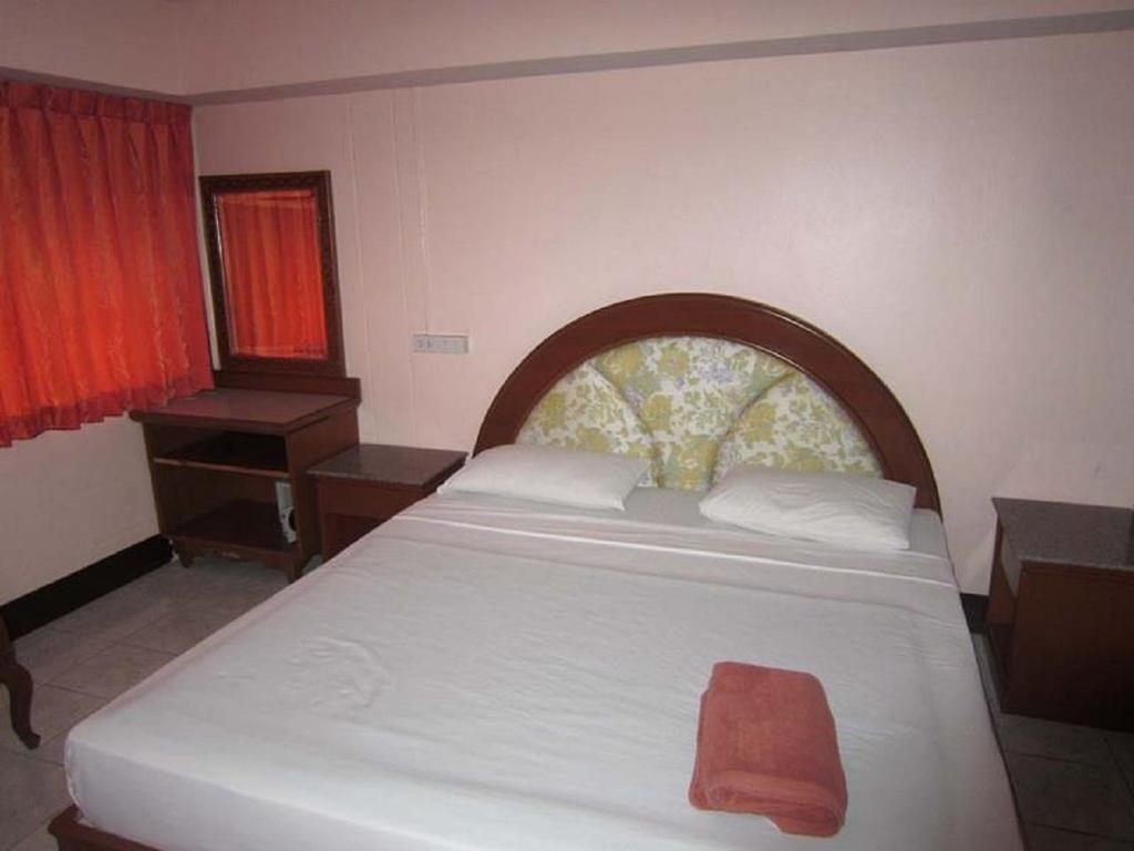Aa Guesthouse Pattaya Zimmer foto